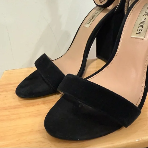 Steve Madden Black Suede Block Heels - Picture 4 of 6